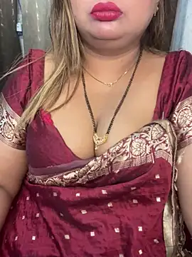 Lovely-Geet - BOOBS OILING😘😘