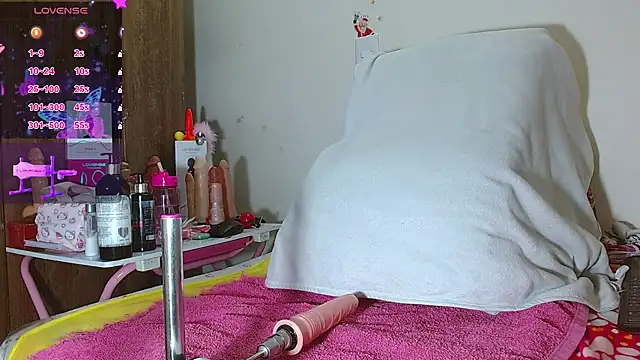 Valeria_Saenz_25 - nipple clamps