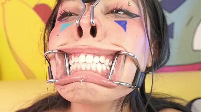 Miss__maria - messy deepthroat, cover face with saliva