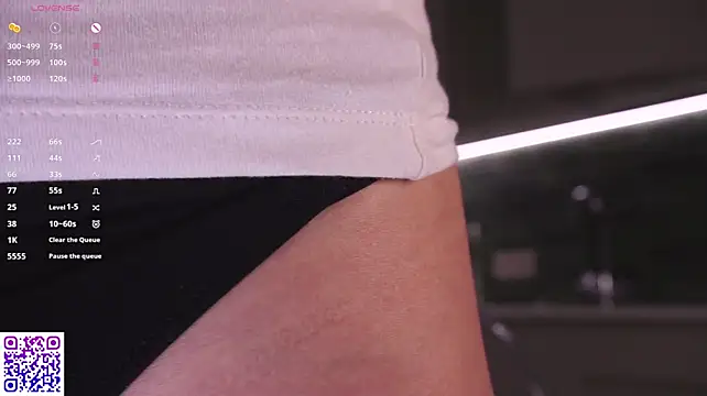 DaisyBlaze - make my pussy wet with my fingers