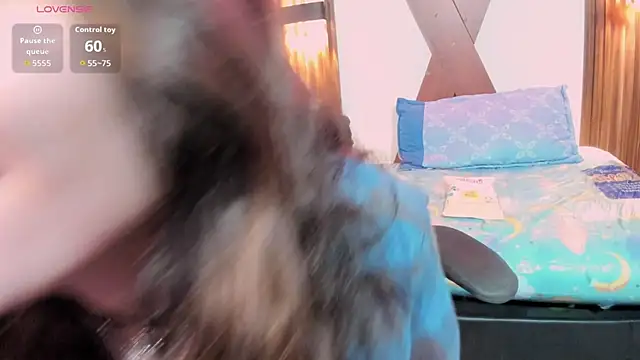 Nina_daft - fuck my pussy with a dildo