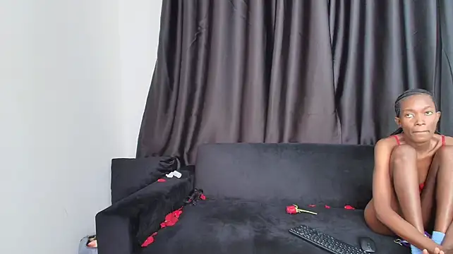 Coco_Bunnie - Pussy Licking and Ridding Dildo