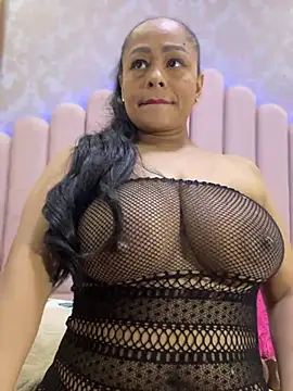 Sofia_xxx02 - masturbation with four fingers
