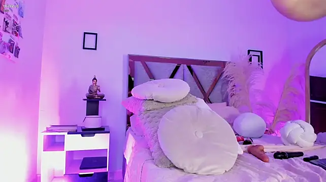 GabyRhodes - Gaby, naked and sucking my dick