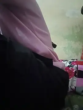 Nandundi - Show pussy in public