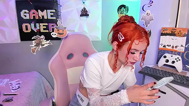 AdelaineBest - Spank Ass x4