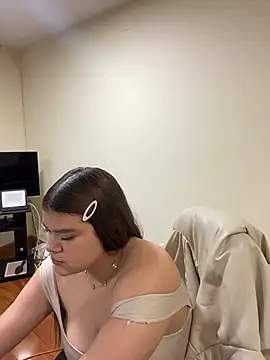 Thara_Fresneda_ - Oil in my ass