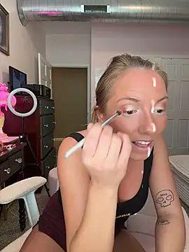 Prettymouthpeach - Cum show
