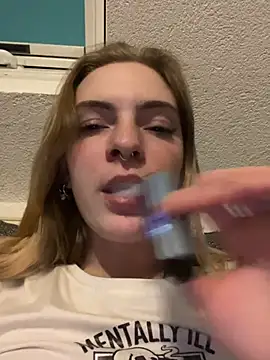 MelissaPeachi - 10x squats with assview 💜