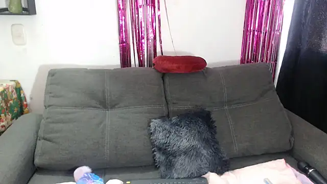 Megan__Lovee - Ride dildo 🍆💦🥵ммм👉👌