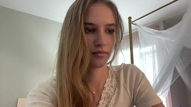 LynellMilleson - hot pic in pm