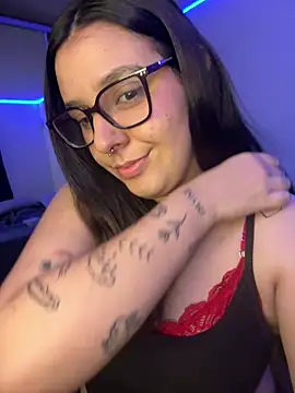 Agooscute - Show boobs + cream
