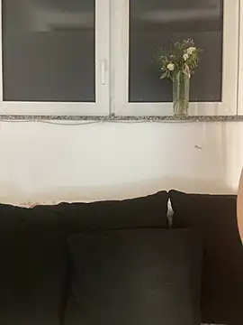 Laurasommer - last tipper gets my feet pic album