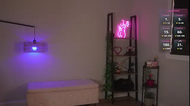 Mysticxkitty - spitplay on boobs
