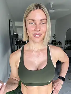 Raeparks - Pillow Ride (1min) 🍆