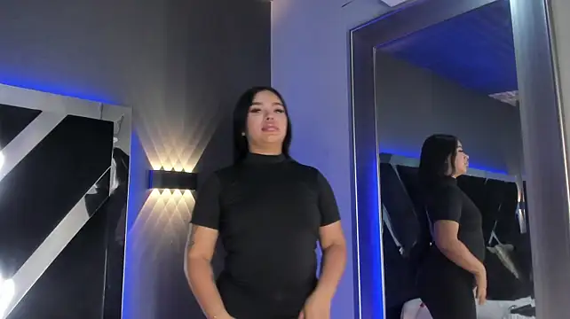 MarianaGarciaa__ - Spank my face with ur dick + suck balls