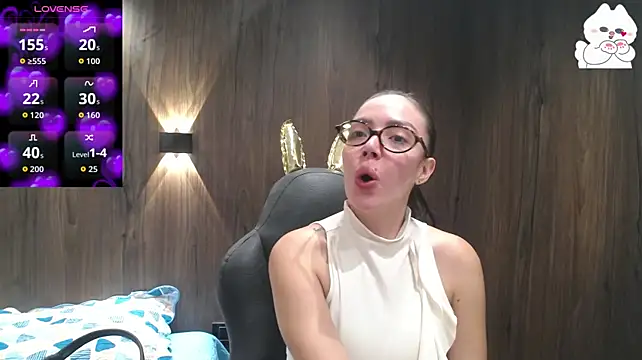 Brianna_196 - your name on my tits
