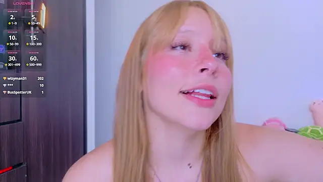 Kittytimberlake - Anal Plug + 10 spanks