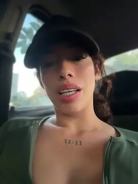 Roxyrougee - Risky Ride Dildo/ Totally Naked/ L.T 🎁