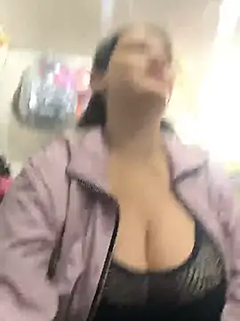 Mooncurves - Sucking tits in the bathroom