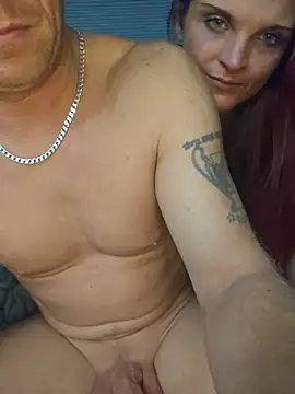 SexyRedHead_and_BigTLa - Tits out 5 mins + first squirt tonight