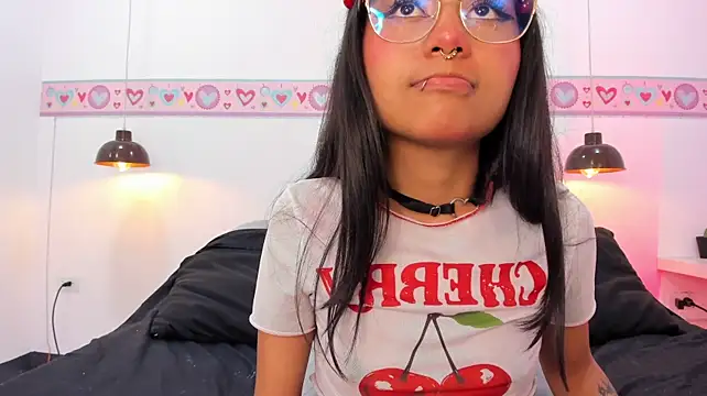 Lilith23_Gh - Fuck pussy close up