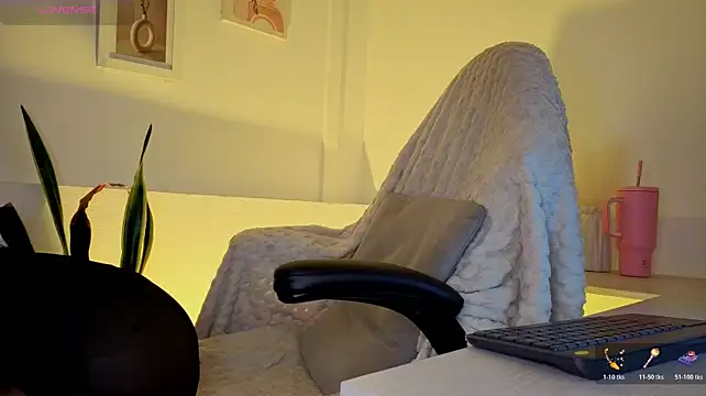 NebetColin - 🍑🍓Position Doggy and plug anal🍑🍓