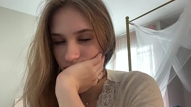 LynellMilleson - kiss me <3