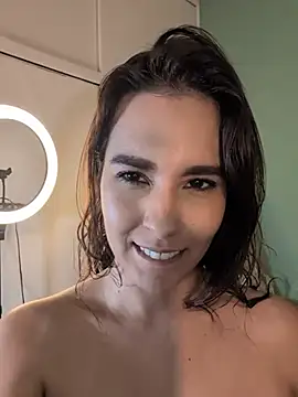 LatinaRoomies - BOTH CUMMING AND WET KISSES