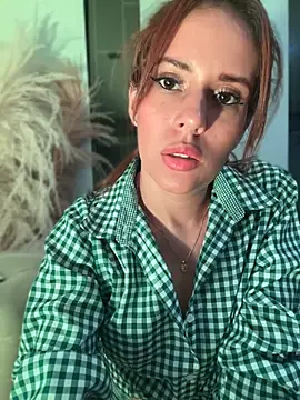 Alanna_Foxxx_ - Play Nipples + Spit Show