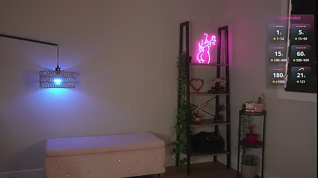 Mysticxkitty - spitplay on boobs