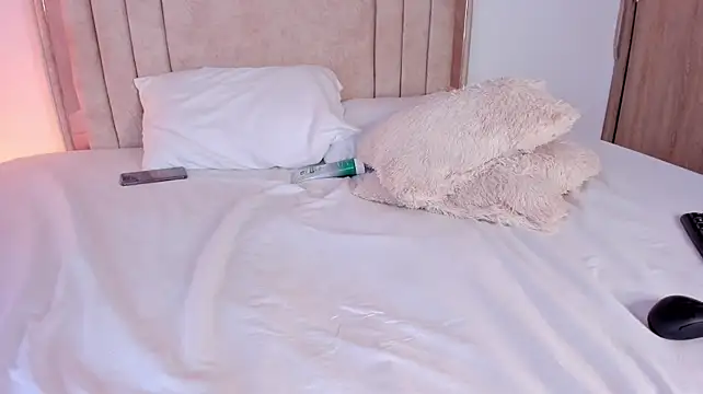 Deiisy_Queen - open pussy near the camera💦