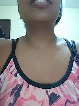 Cloee_hills1 - REMOVE YOUR TOPS