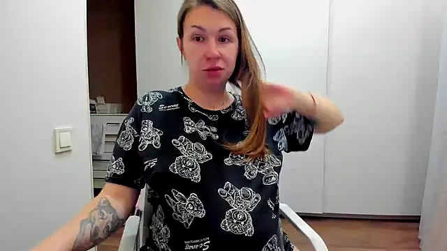 PregnantEva - Cum show