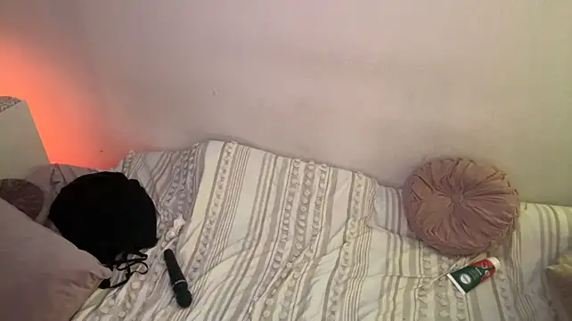 Marocainecoquine - Baise hard +anal+fellation+squirt