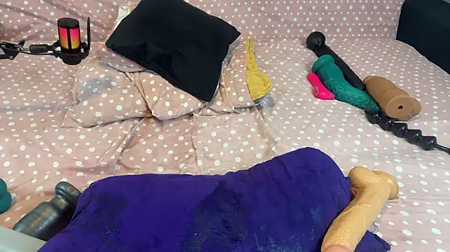 Analslut001 - PROLAPSE AND FARTS