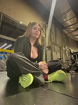Alirawrz - Fun tease me in gym 100% real public