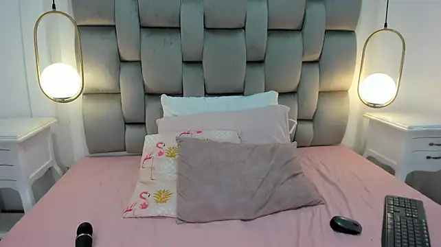 Abbye_rose - Doggy style + Spank ass