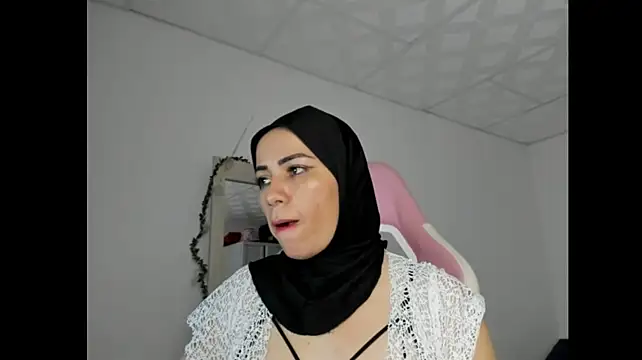 Dalila_kemur - fingers in my pussy
