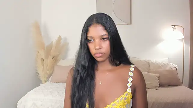 ZOEGARNER01 - let's have fun 😈🔥
