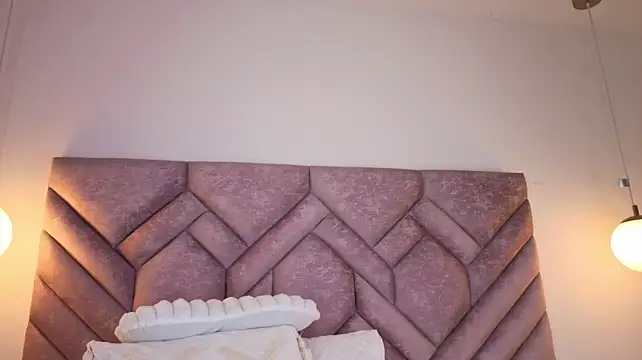 Ariannaa_Suarez1 - Slide fingers inside & see how wet i am