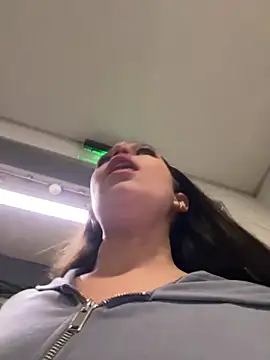 Alyshanon18 - SHAKE BOOBS 😱🥵