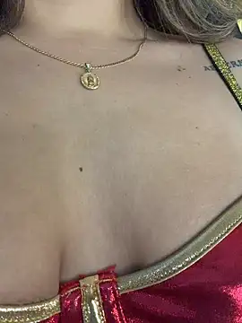 AngelBlushXXX - TAKE OUR CLOTHES OFF! 🤏🏻👙🔥