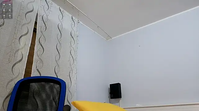 TinyMika - Make Me Squirt Hard