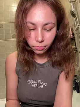 MilkKiss - Find out the color of my panties