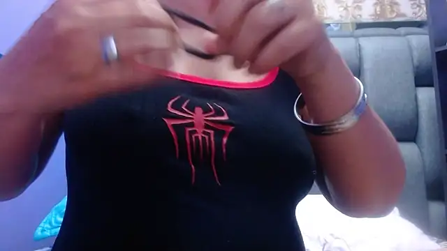 Lizeth_Bels - LET ME SUCK YOUR HARD COCK!! :P