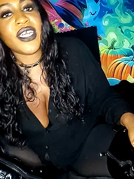 AmazonianMistress - 🎃Last Tipper Gets A Treat🎃Vid?or Pic?