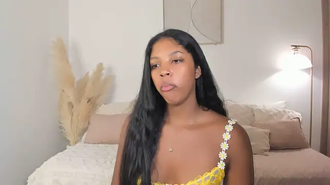 ZOEGARNER01 - let's have fun 😈🔥