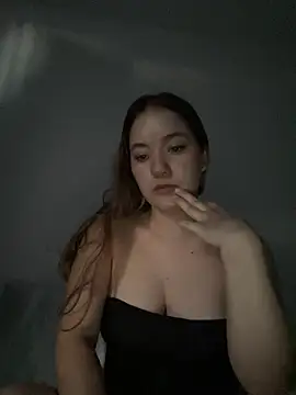 Sarah_milerr - At Goal: SHOW PUSSY