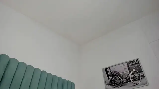 Kimjonnes01 - Ride my torso anal squat